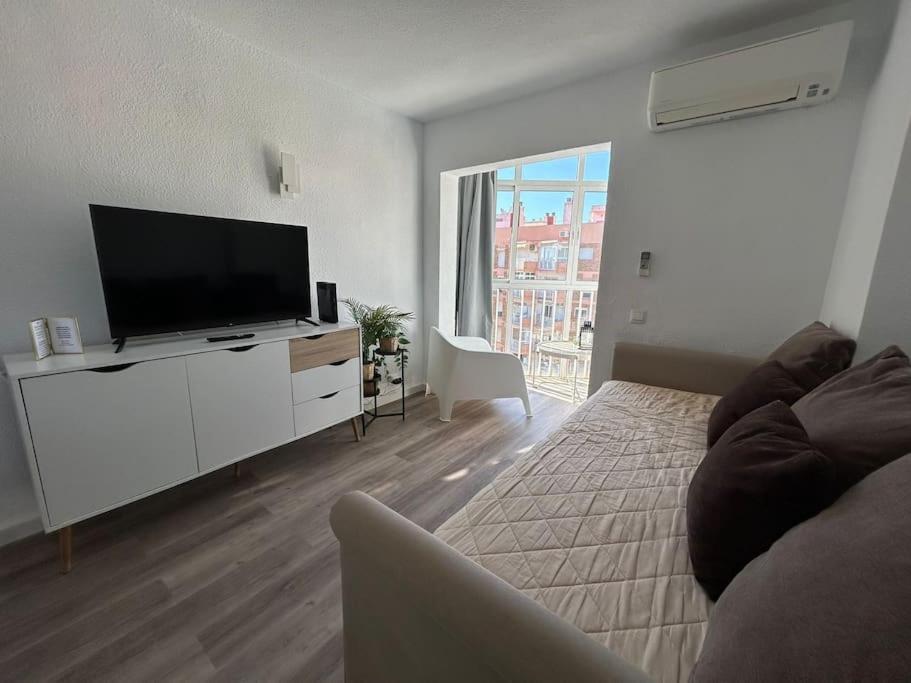 דירות בנאלמדנה Atico C/Vistas, Recep 24H, Piscinas Y Parking מראה חיצוני תמונה
