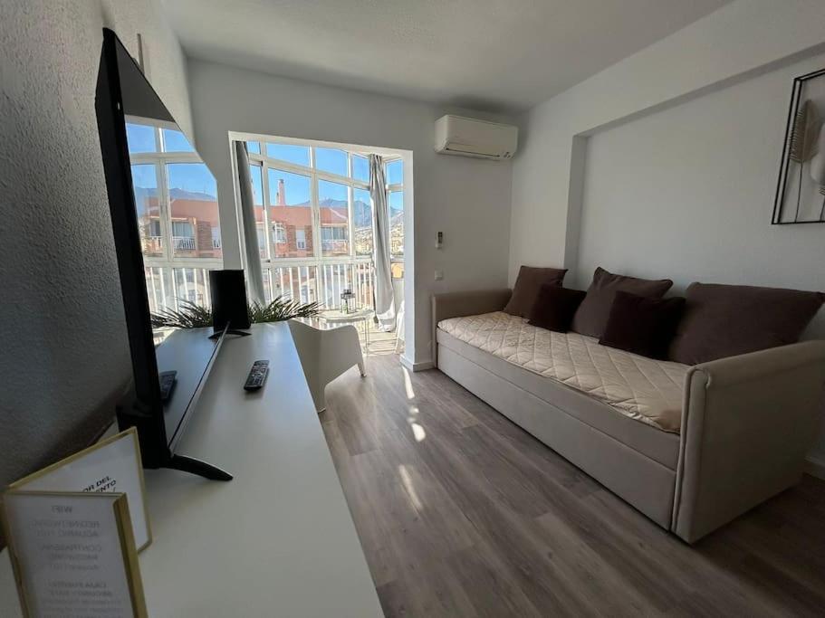 דירות בנאלמדנה Atico C/Vistas, Recep 24H, Piscinas Y Parking מראה חיצוני תמונה